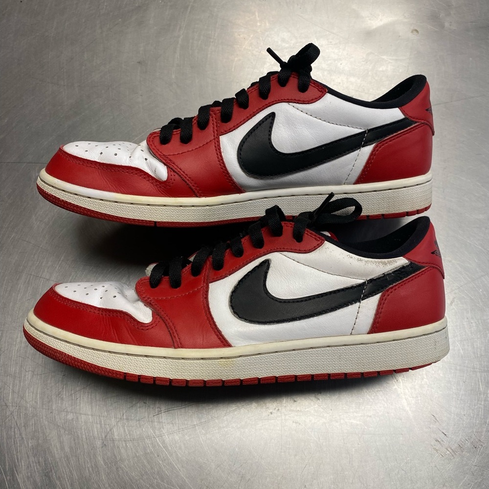 Air Jordan 1 Retro Low Chicago OG 705329-600  Men’s Sz 10.5 2017